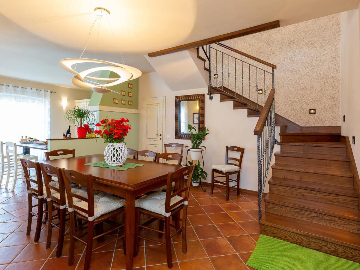Villa Salvea With Heated Pool Montizana Экстерьер фото